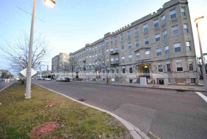 45 Chester St #B2 - Photo 2 of 8
