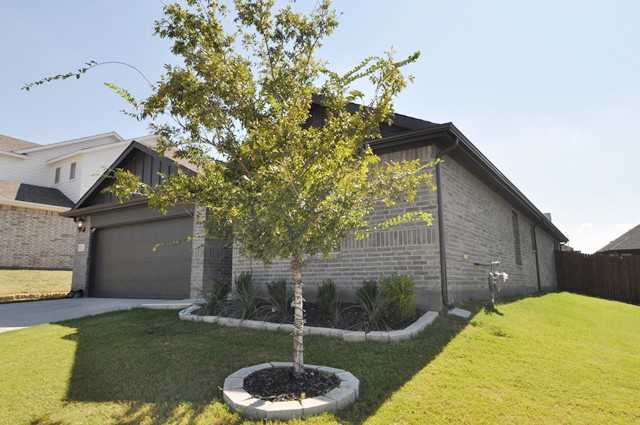 2513 Ponca Dr - Photo 3 of 29