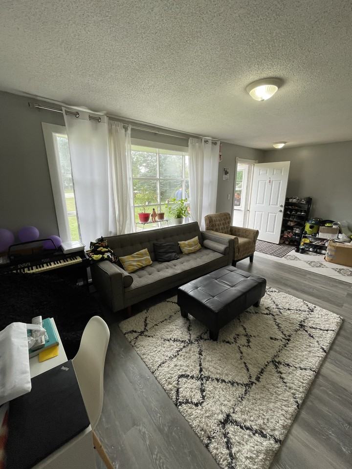 6318 Matchette Rd Apartments in Lasalle, ON N9J 2J7 Zumper