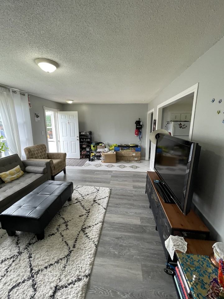 6318 Matchette Rd Apartments in Lasalle, ON N9J 2J7 Zumper