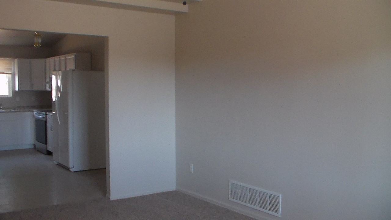 92 Georgia Ln - Photo 5 of 30