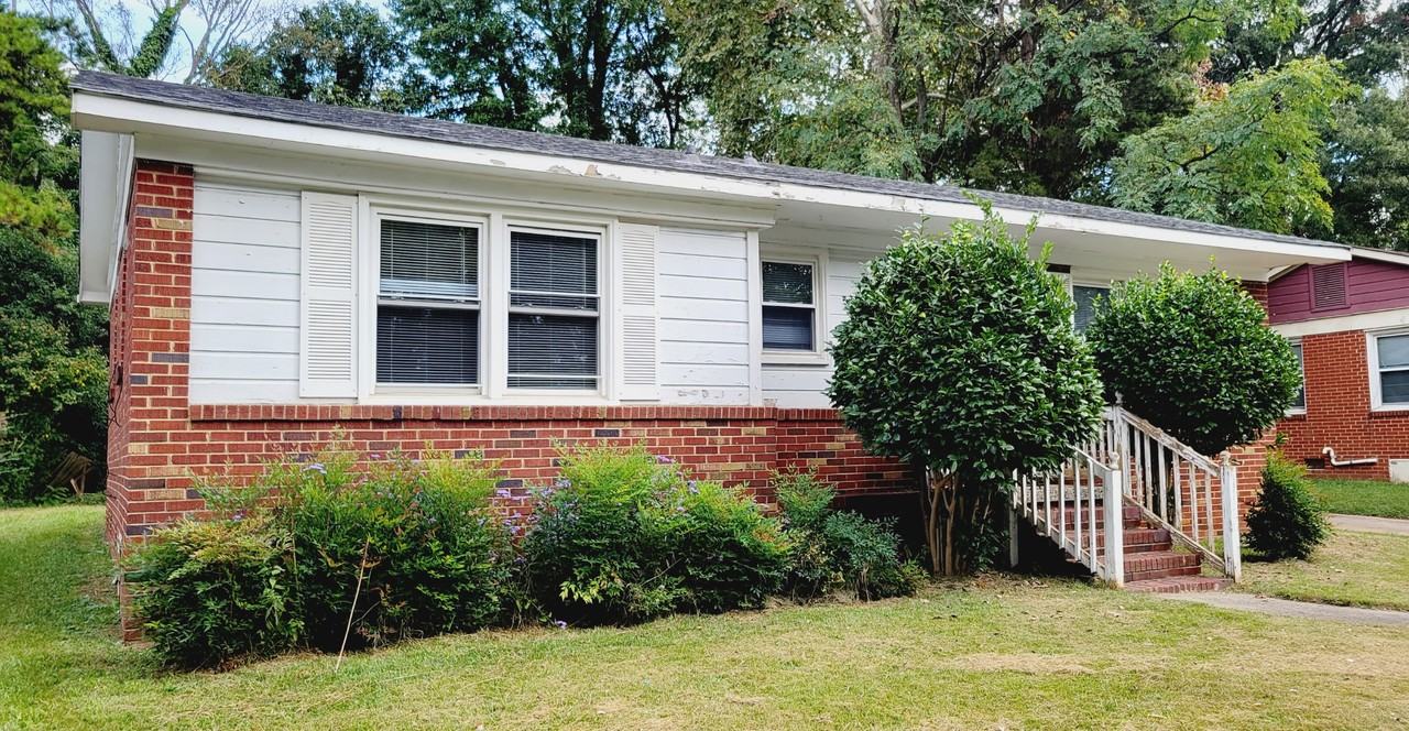 4708 Morgan St - Photo 2 of 14