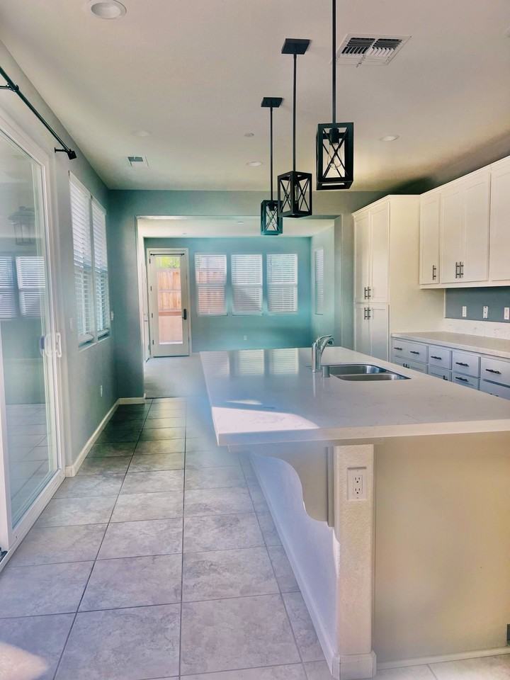 272 Lasata Dr - Photo 3 of 12
