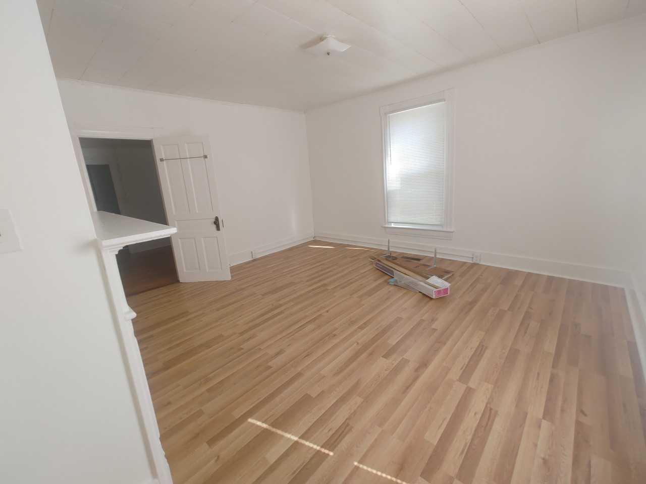 309 Jackson St - Photo 3 of 25