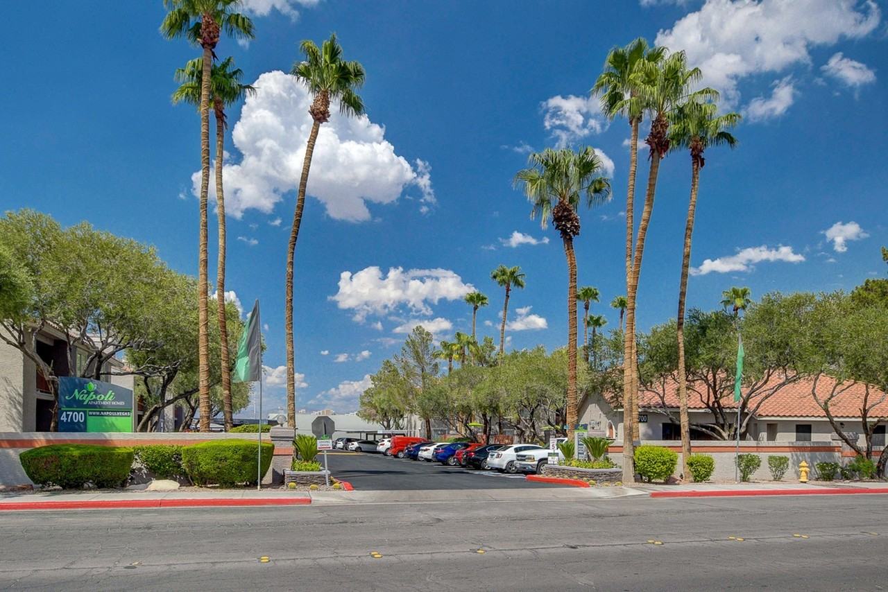 Napoli Apartments 4700 W Rochelle Ave, Las Vegas, NV 89103 Zumper