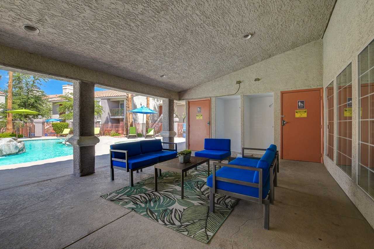 Napoli Apartments - Photo 5 of 45