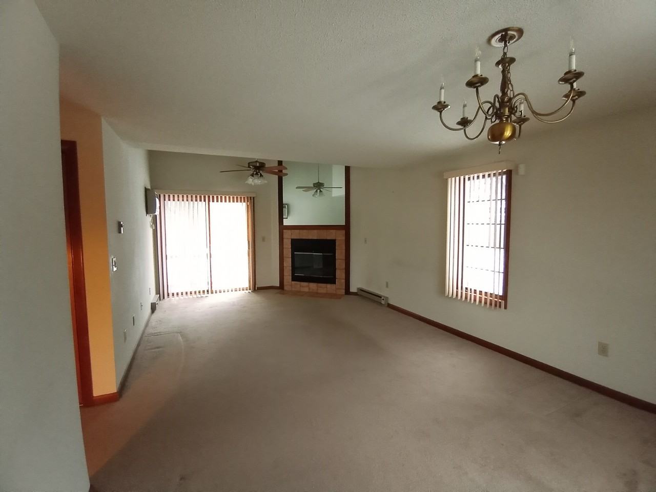 8A Eastbrook Hts - Photo 2 of 10