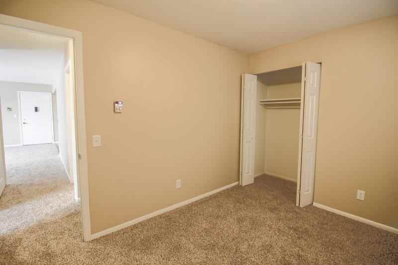 230 S Division St - Photo 2 of 10