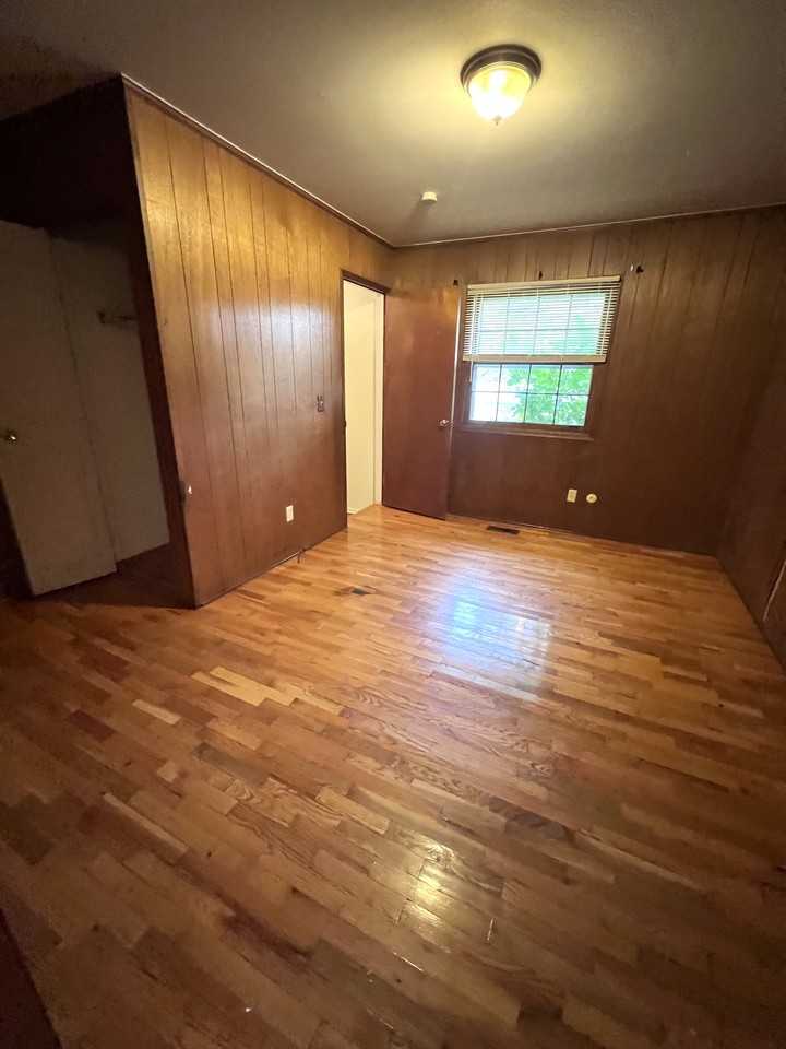 1985 North Harrison Road - Photo 6 of 20