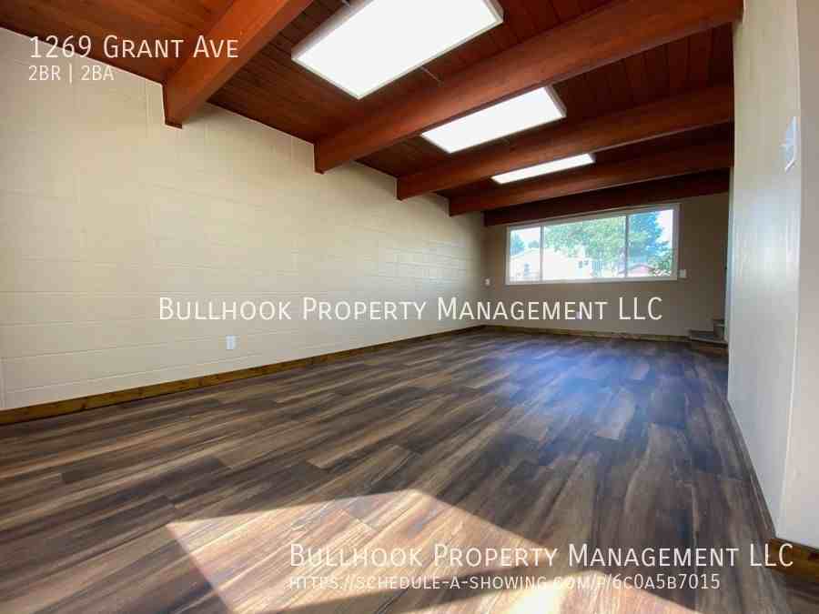 1269 Grant Ave - Photo 3 of 22