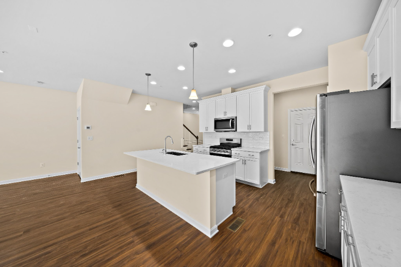 111 Hawks Perch - Photo 2 of 29