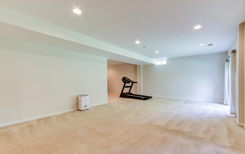 12736 Crossman Creek Way - Photo 3 of 9