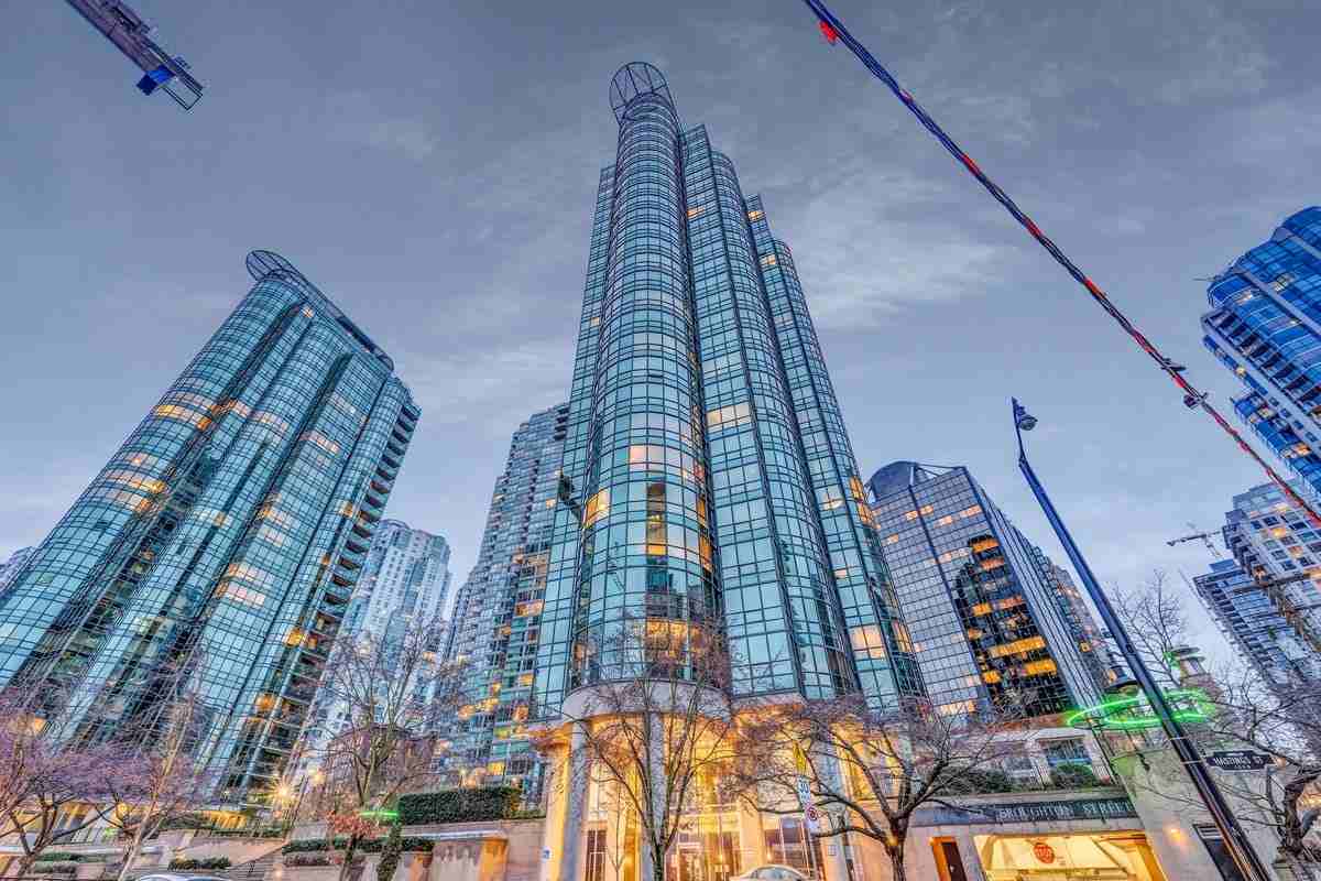 588 Broughton Street #2601