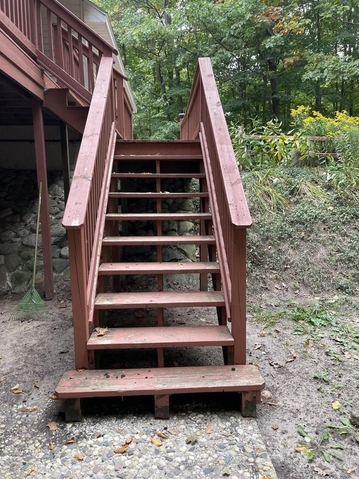 9056 Milarch Rd - Photo 2 of 17