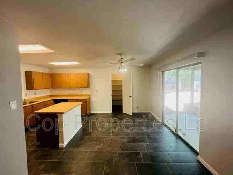 7631 Aspen Park Dr - Photo 3 of 17