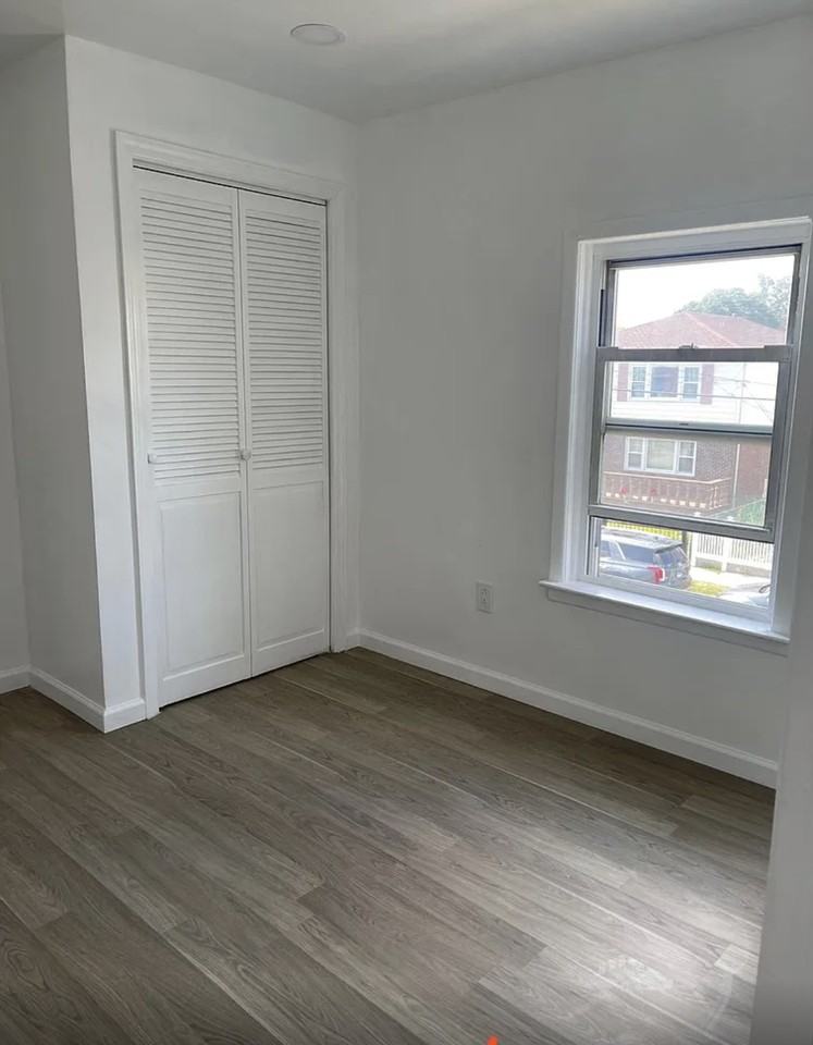 24704 Francis Lewis Blvd #2 - Photo 3 of 6