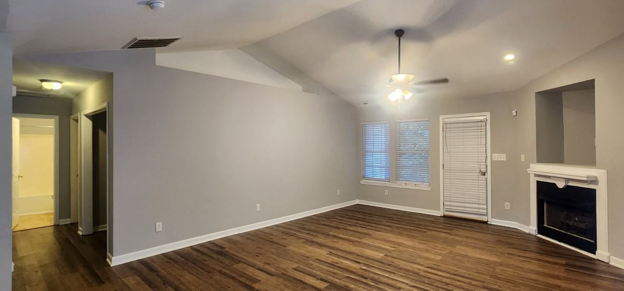 1912 Holly St #1 - Photo 5 of 26