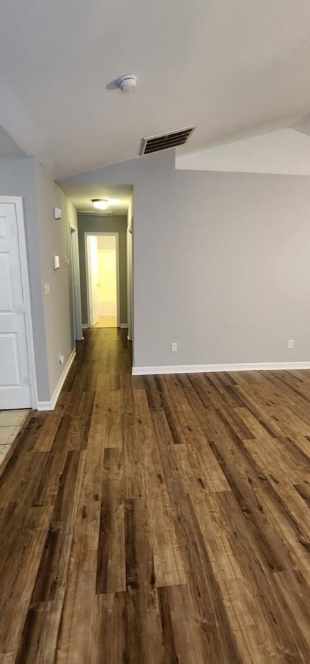 1912 Holly St #1 - Photo 4 of 26