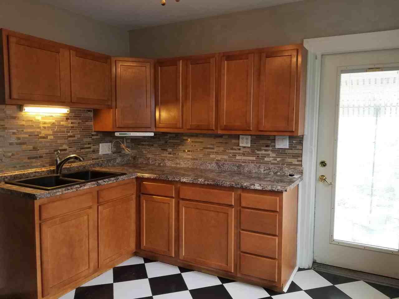 1609 Westona Dr #NA - Photo 2 of 14