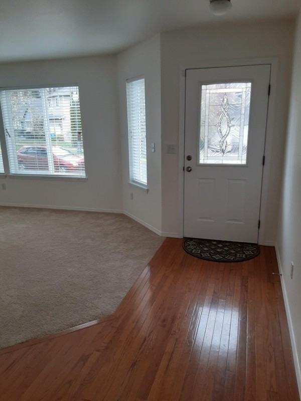 2730 10th Ct Se - Photo 3 of 16