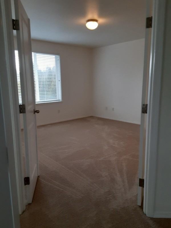 2730 10th Ct Se - Photo 2 of 16