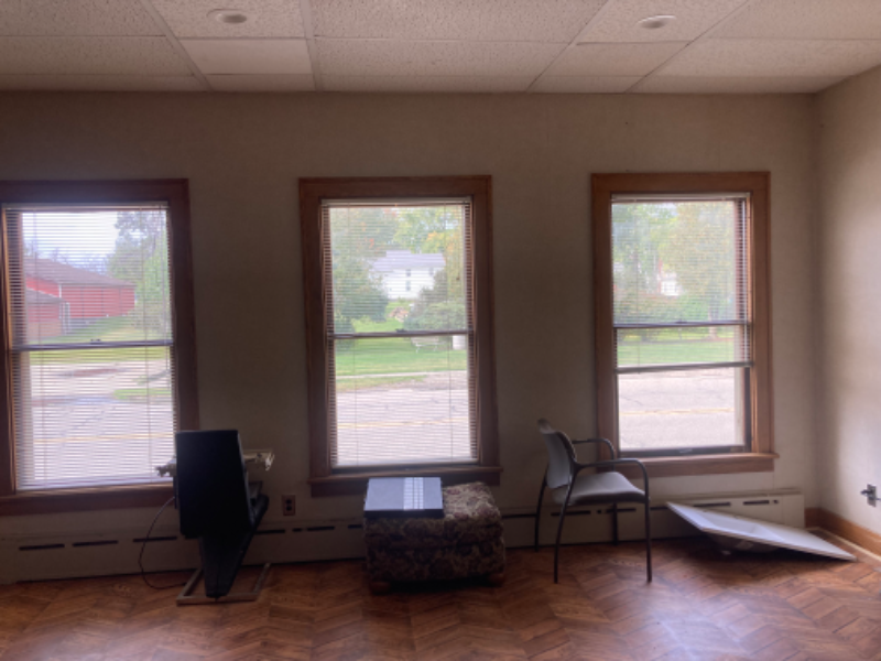 115 S Main St - Photo 3 of 15