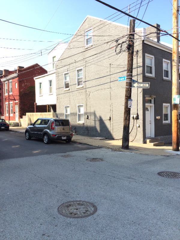 108 S 11th St - Photo 4 of 10