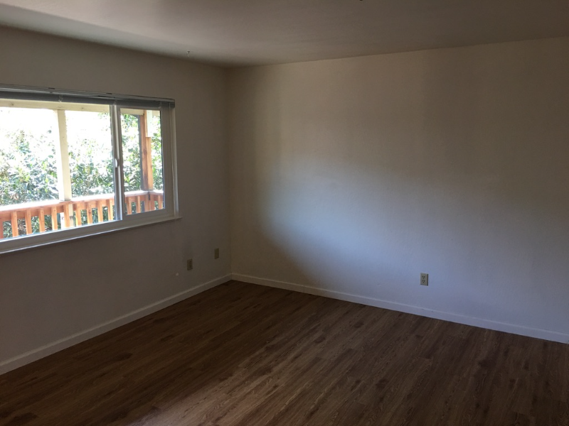 406 Klute St #406 - Photo 2 of 10