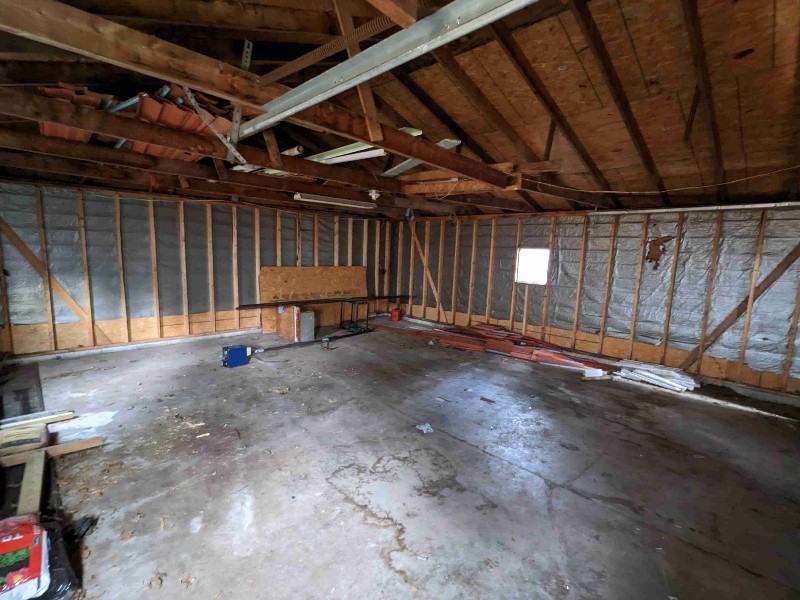 256 Parkway Dr - Photo 6 of 21