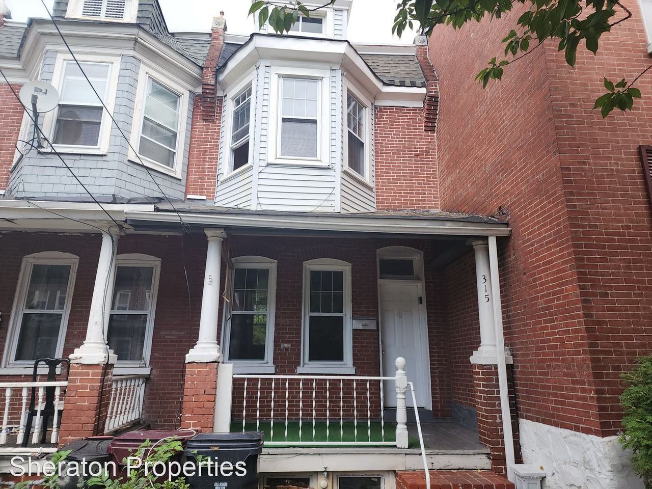 315 W 23rd St - Photo 2 of 14