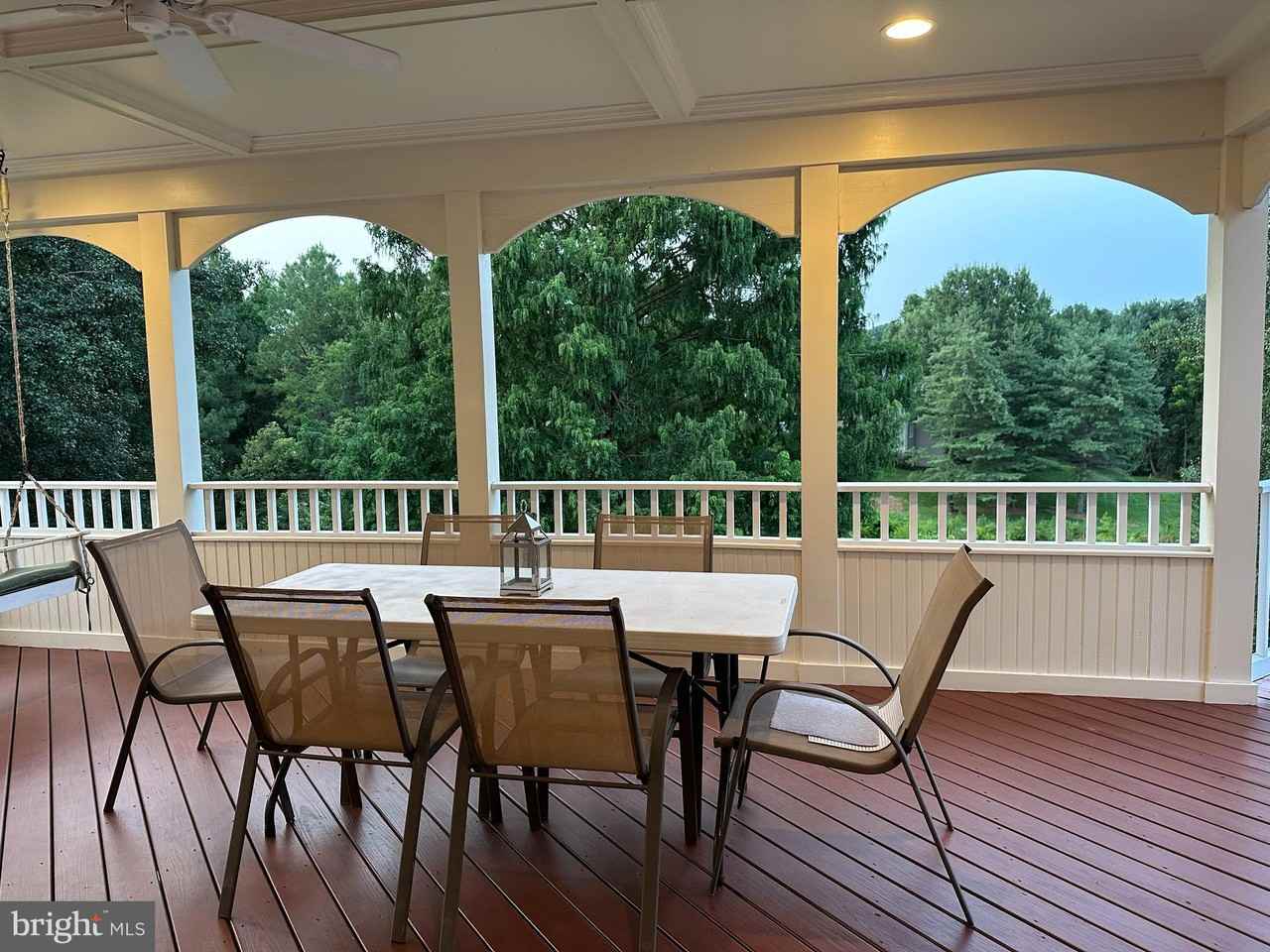 10418 Willow Crest Ct - Photo 3 of 27