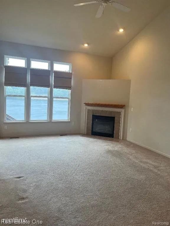 979 Stony Lake Ct - Photo 3 of 10