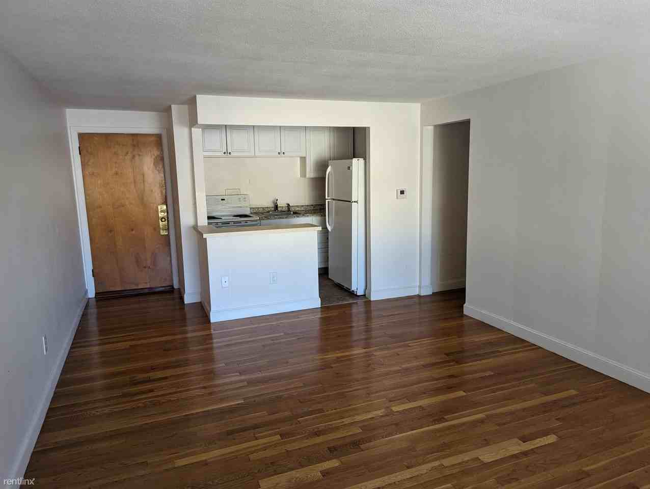 179 W Wyoming Ave - Photo 2 of 7