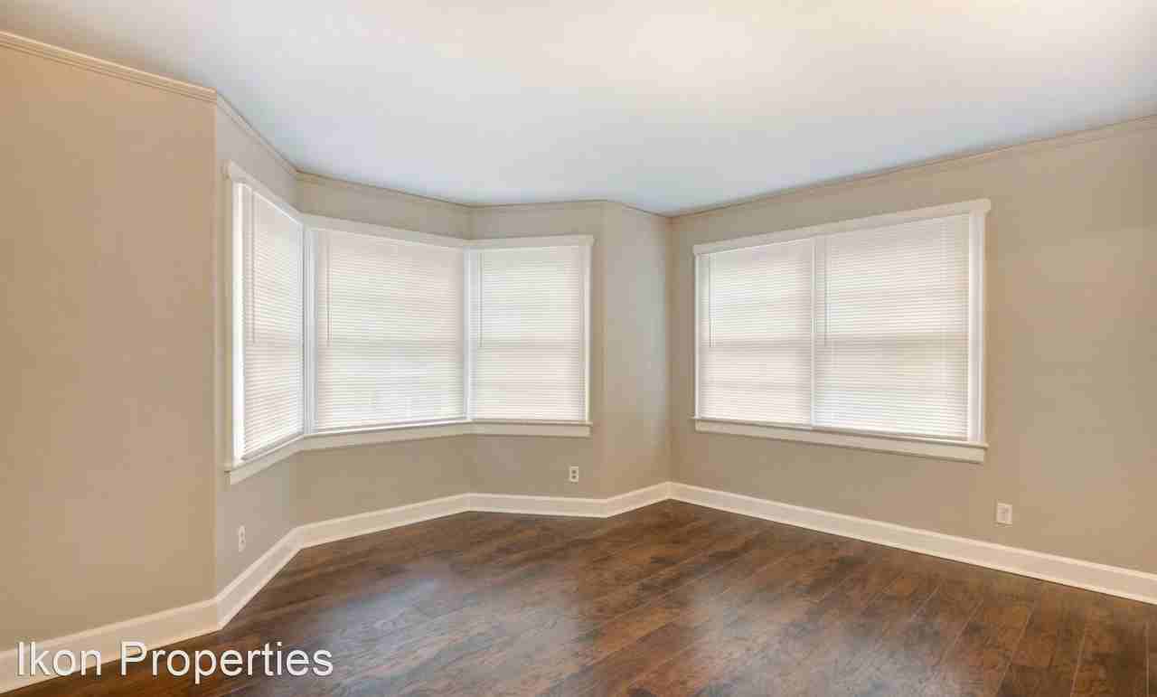 606 West 35th - Photo 3 of 6