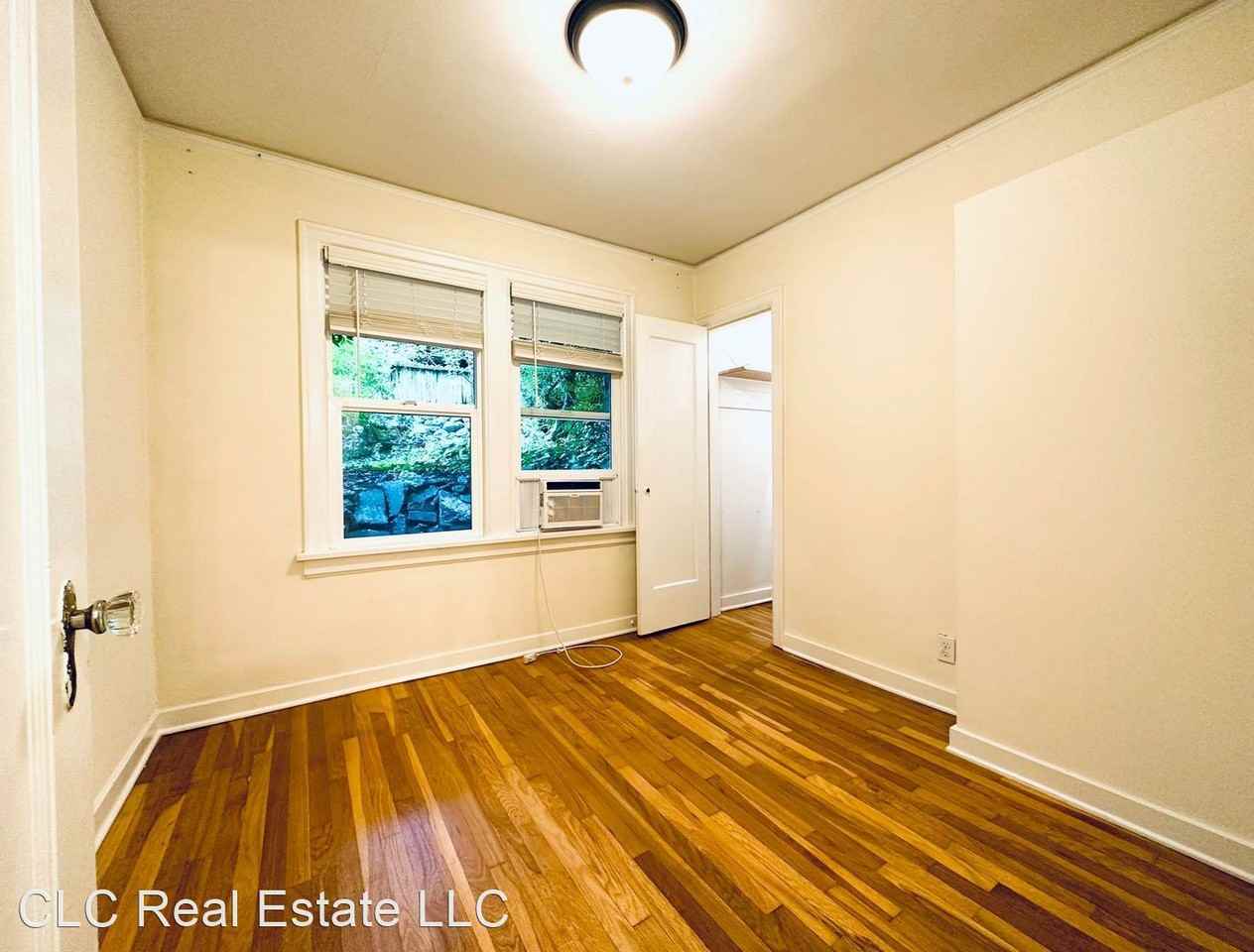 1105 5th Ave N - Photo 2 of 11