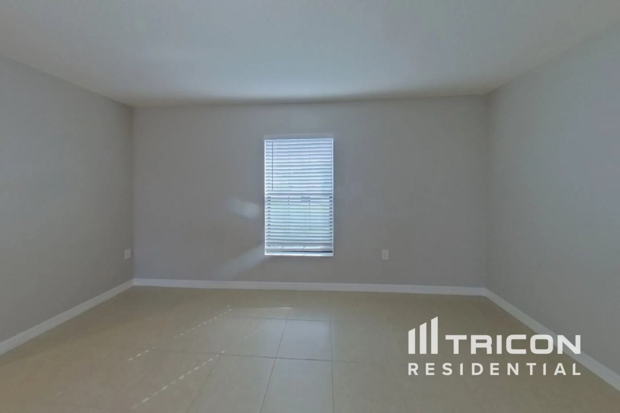 1968 Piedmont Ct - Photo 3 of 32