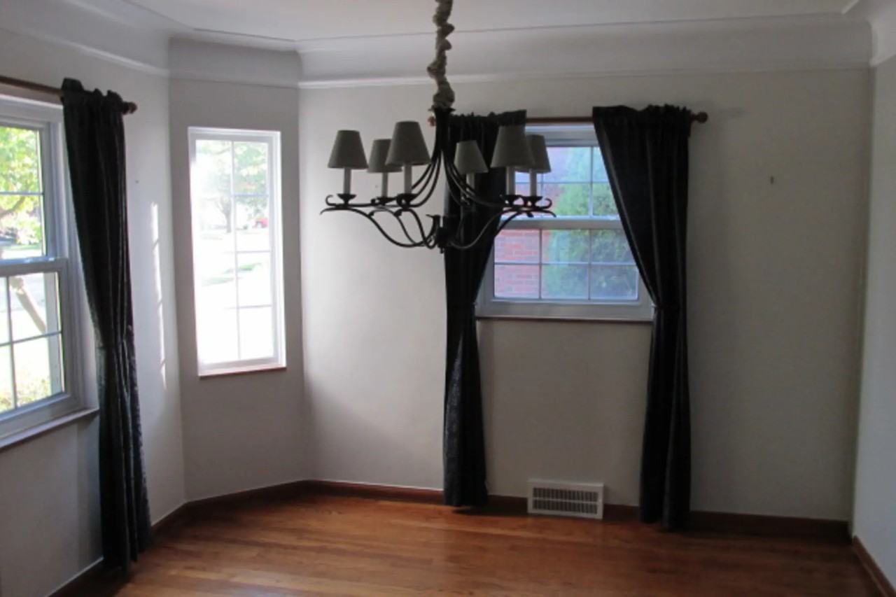 1915 Lancaster St - Photo 2 of 13