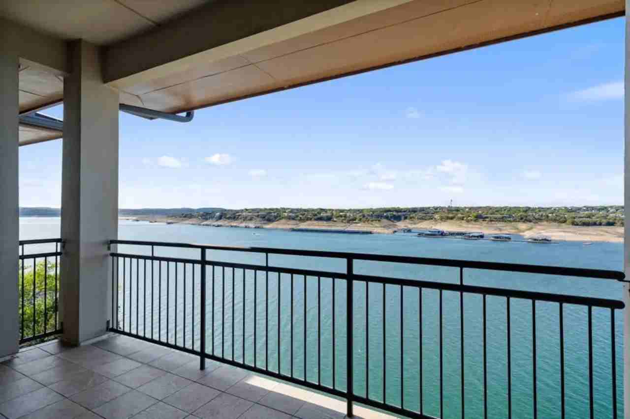 125 Marina Village Cv - Photo 2 of 30