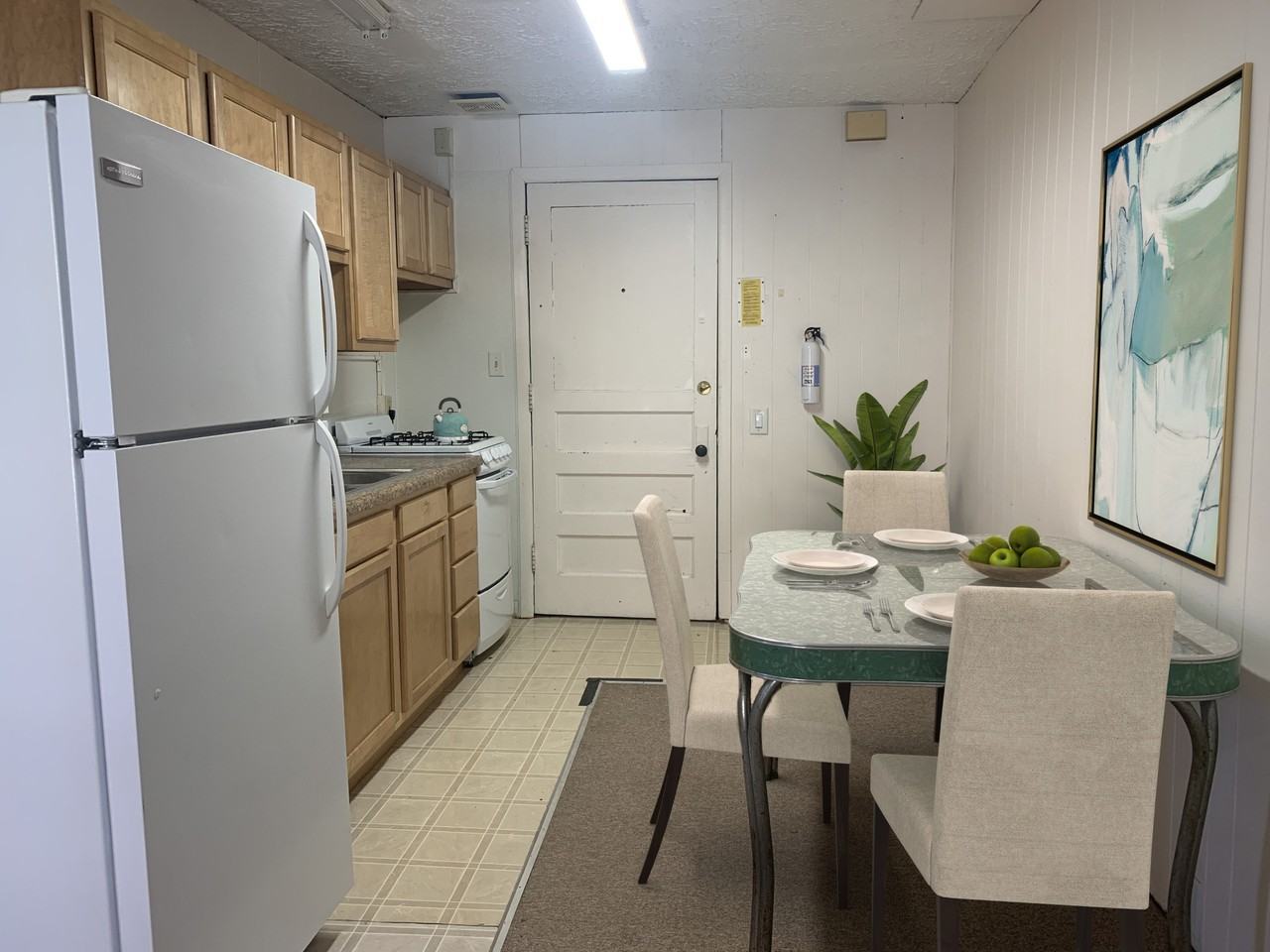 105 1/2 State St - Photo 3 of 50