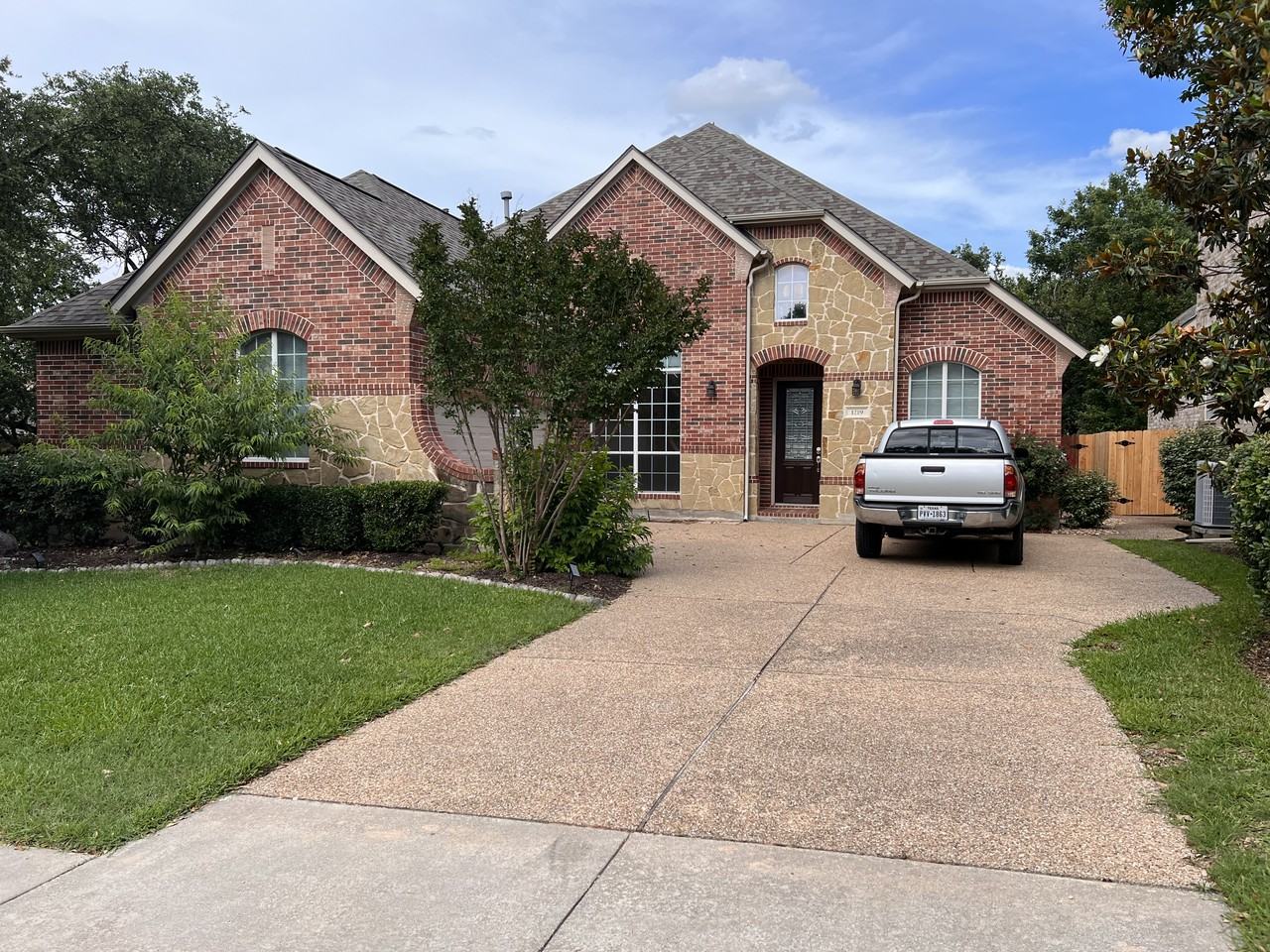 1219 Pine Forest Cir #NA - Photo 2 of 10