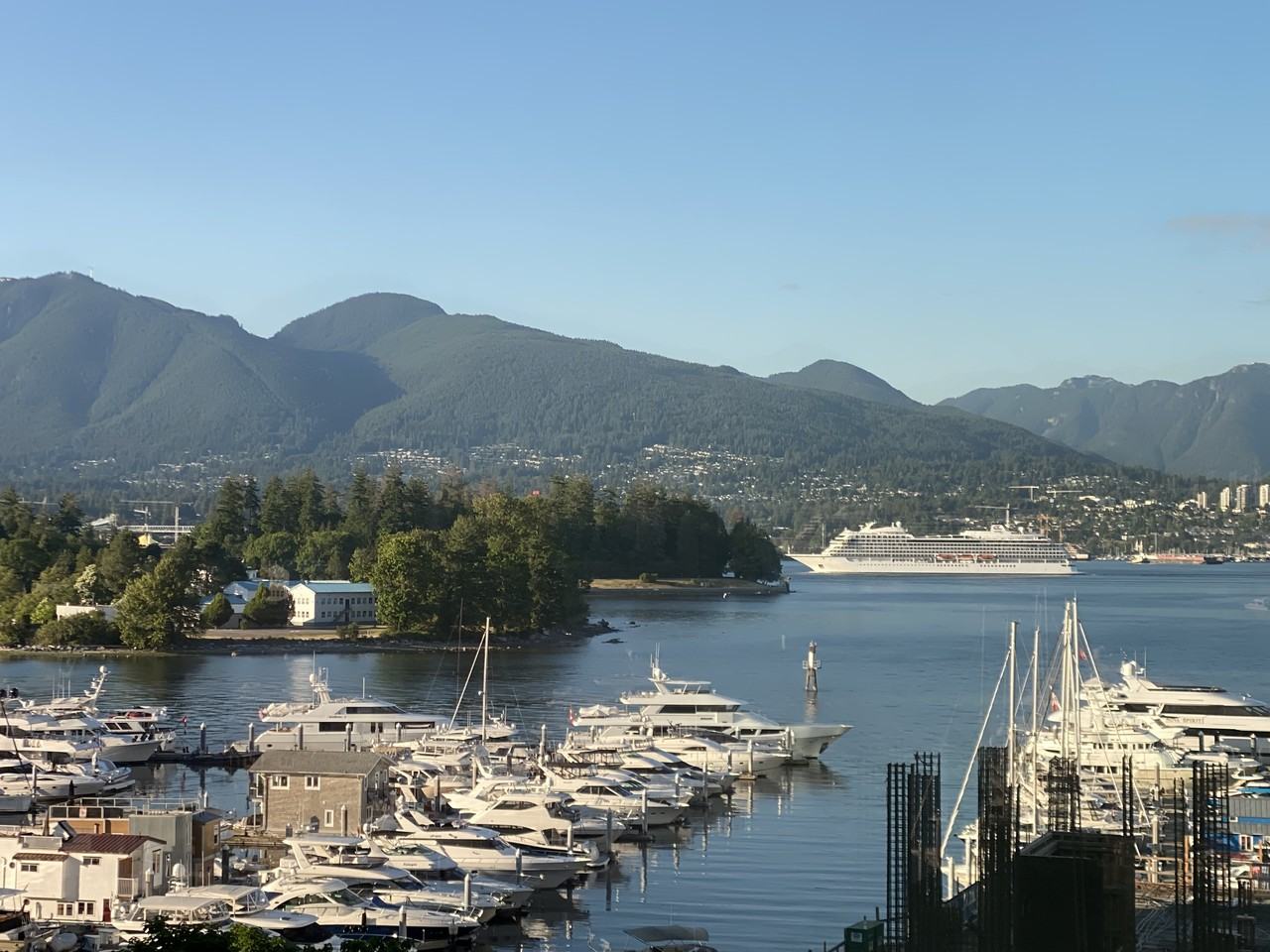 588 Broughton Street #501