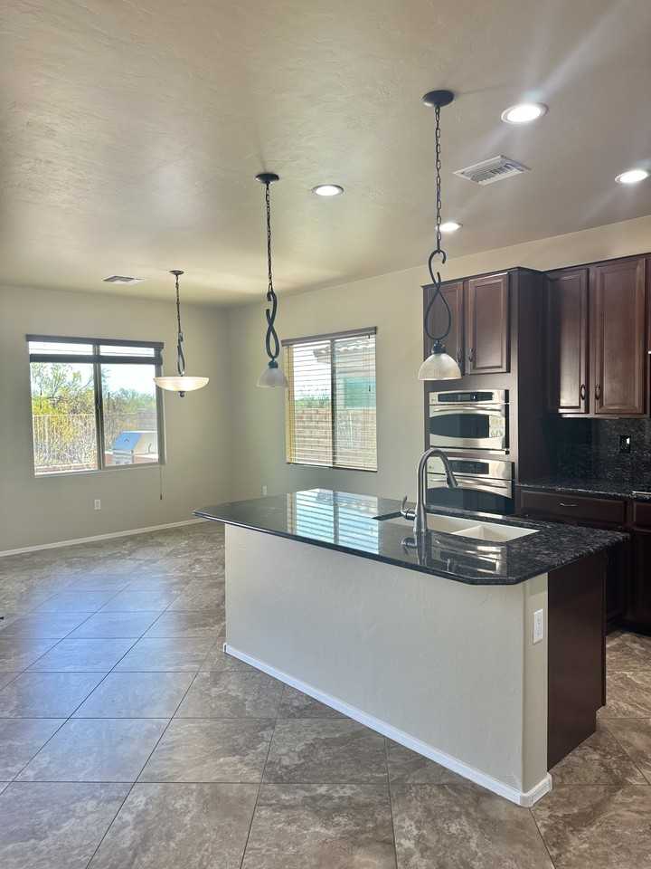 11556 N Adobe Village Pl #NA - Photo 3 of 16