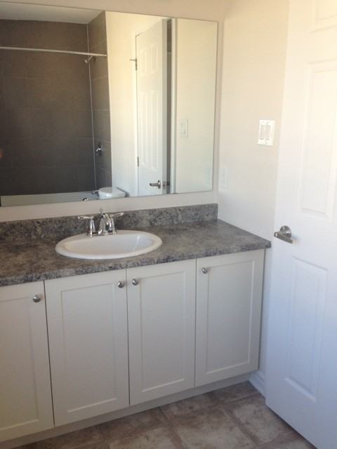 232 Par-La-Ville Circle - Photo 6 of 13