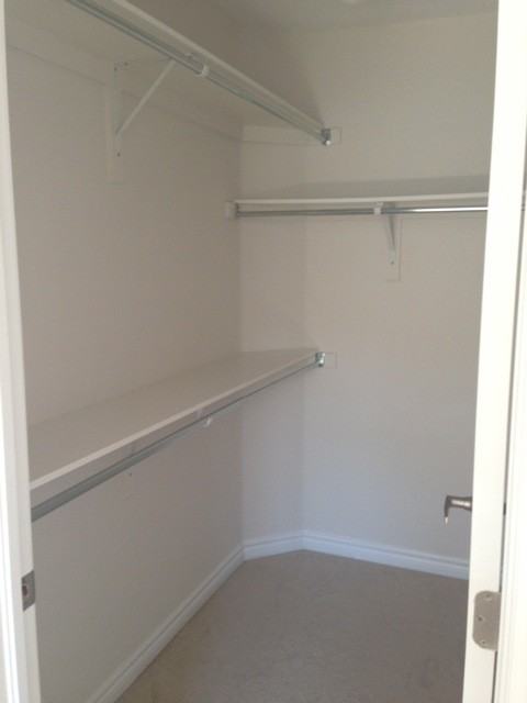 232 Par-La-Ville Circle - Photo 7 of 13