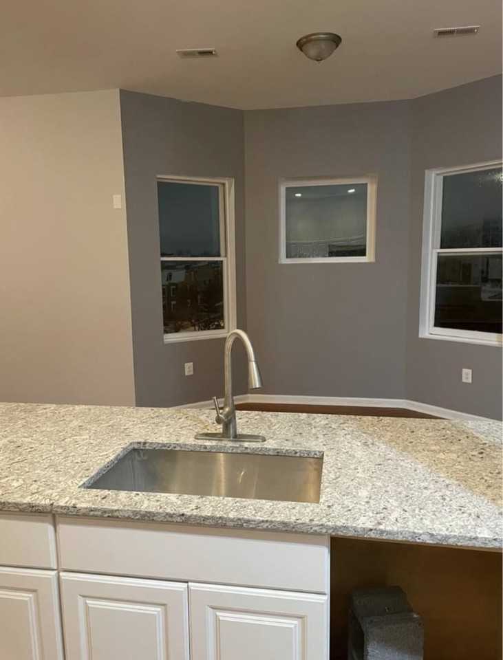 2407 Brookfield Avenue #4 - Photo 3 of 6