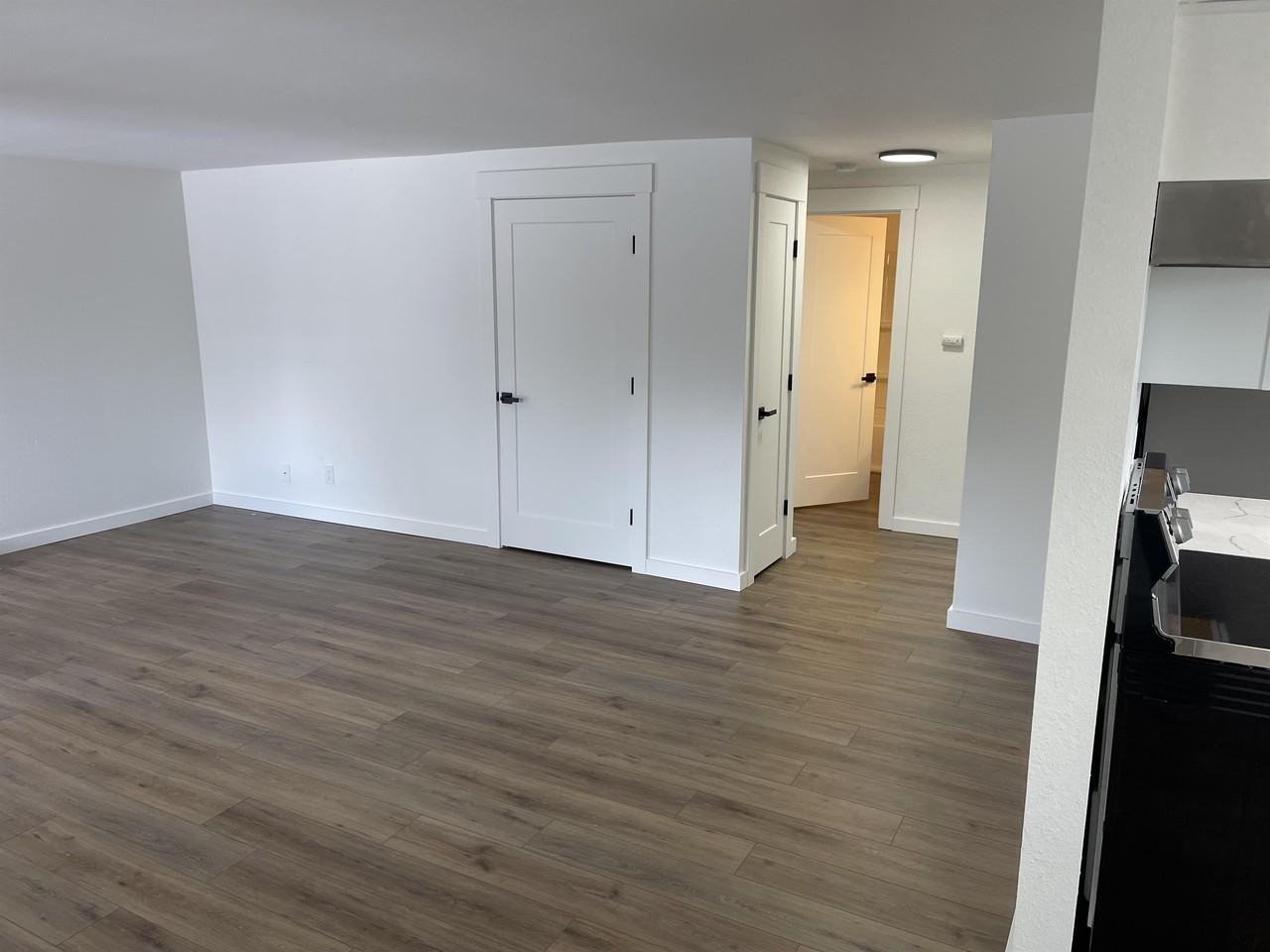 5610 S M St #A - Photo 3 of 12