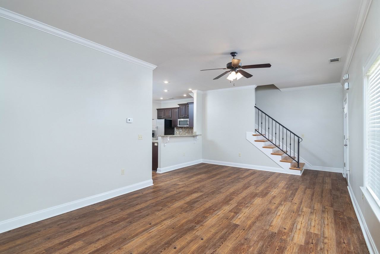 114 Vail Dr #1 - Photo 5 of 23