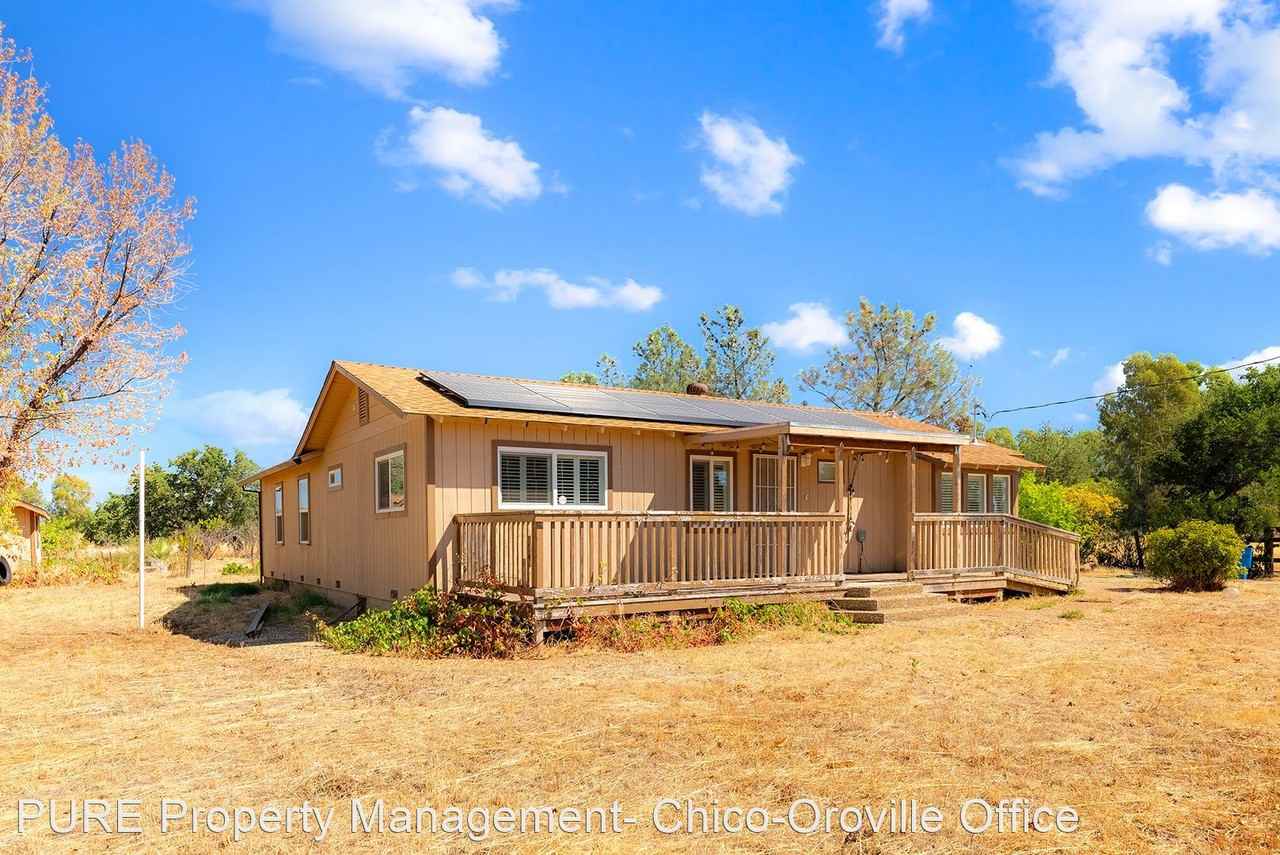 2321 Oak Knoll Way - Photo 3 of 25