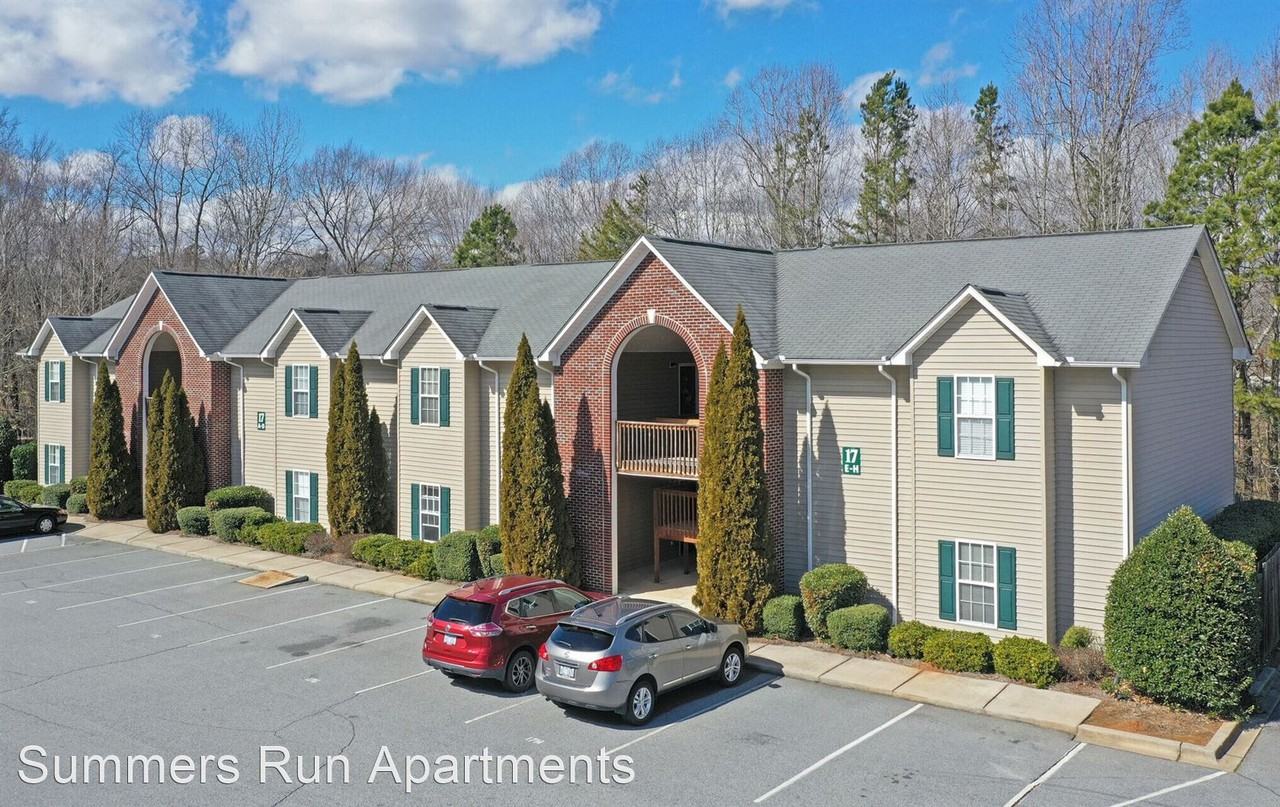 Summers Run Apartments 2207 N Fayetteville St Leasing Office