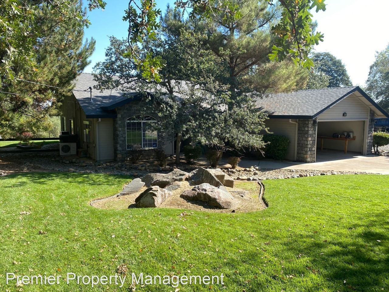 3041 Robles Ct - Photo 2 of 28